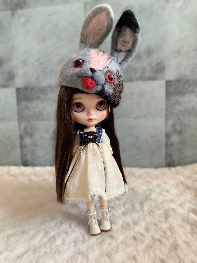 ネオブライス　帽子　うさぎのぬいぐるみ×サイボーグ