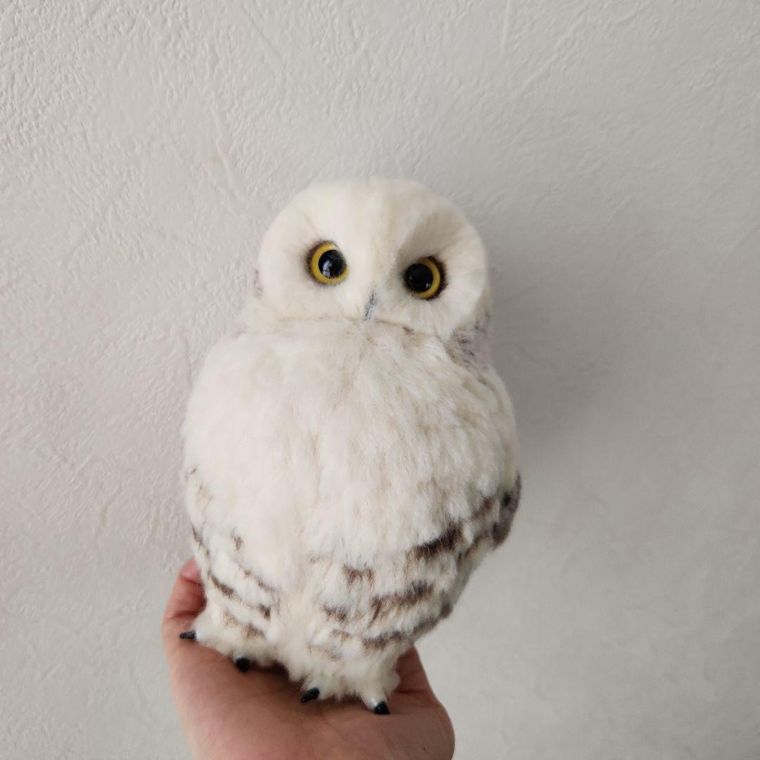 羊毛フェルト製フクロウの置物　シロフクロウ　18㎝