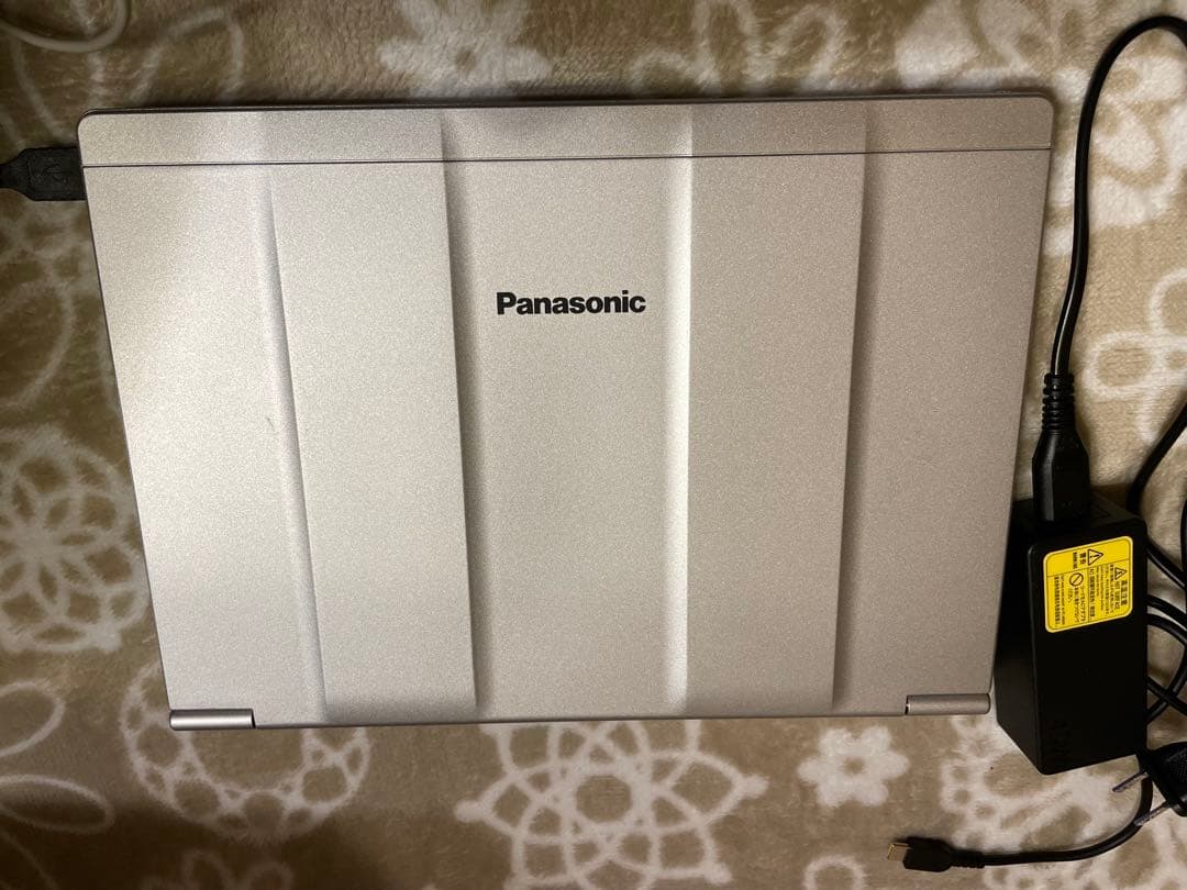 CF-SV7 第8世代i5 8GB SSD128 Win11 DVD