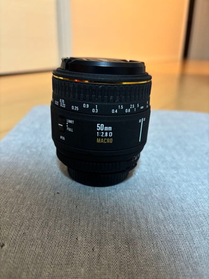 SIGMA 50mm F2.8 D MACRO レンズ