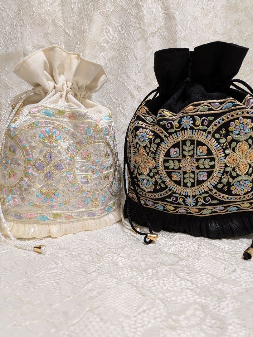 インド刺繍　巾着バッグ　サコッシュ85