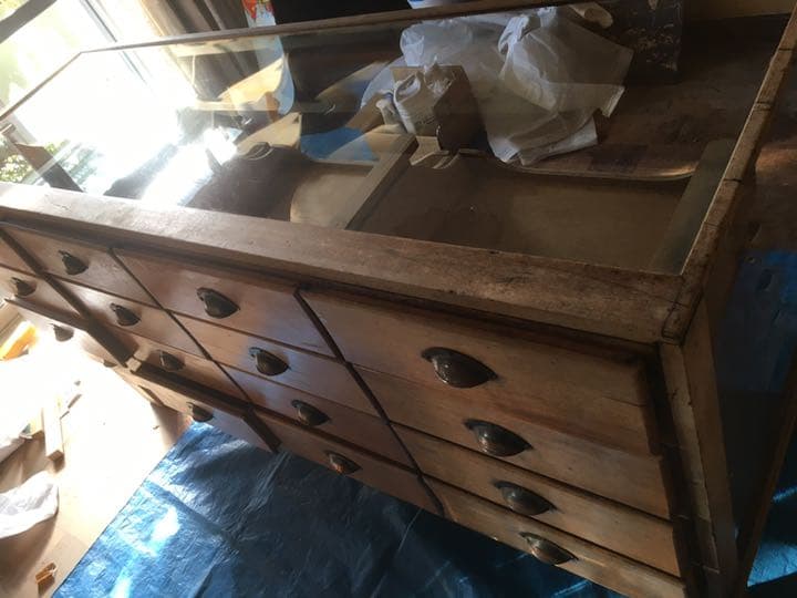 1910's 英国 アンティーク オーク材 シャツケース ガラス キャビネット