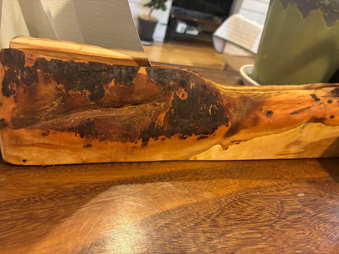 【一点もの】国産・山桜の一枚板と丸鏡 置き鏡 ドレッサー ミラー 皮付き 無垢材