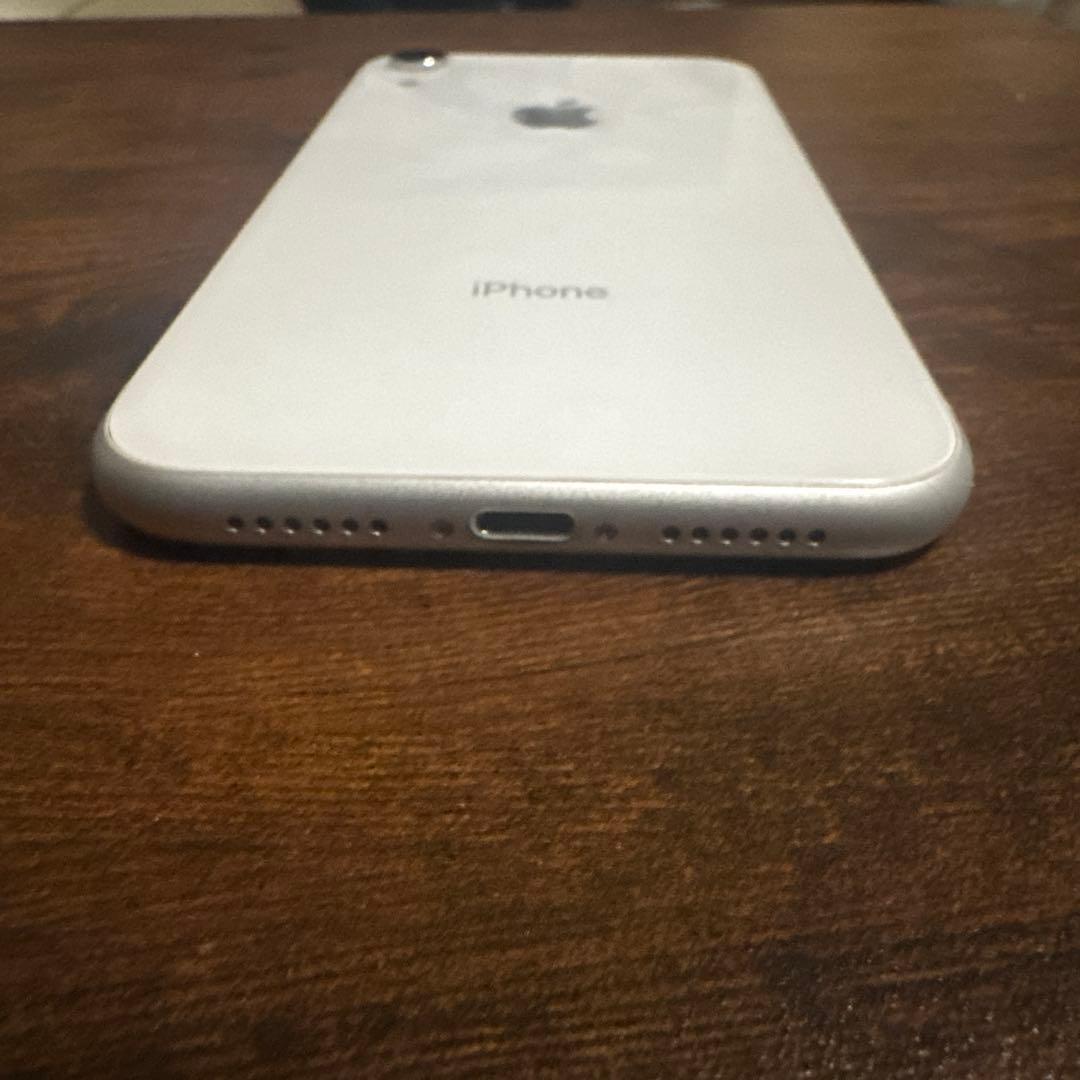 Apple iPhone XR ホワイト 64GB 本体