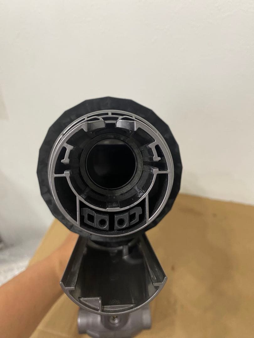 ダイソン　コードレスクリーナー純正SV12本体 通常モード41続く運転