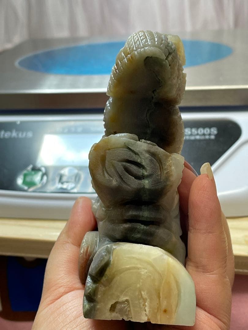 レア^_^ 天然石　アマゾナイト トカゲ　原石　手彫り置物　 大きい