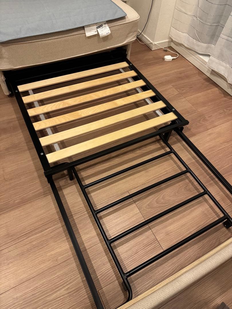 KIVIK シーヴィク 1人掛けソファベッド, トレースンド ライトベージュ