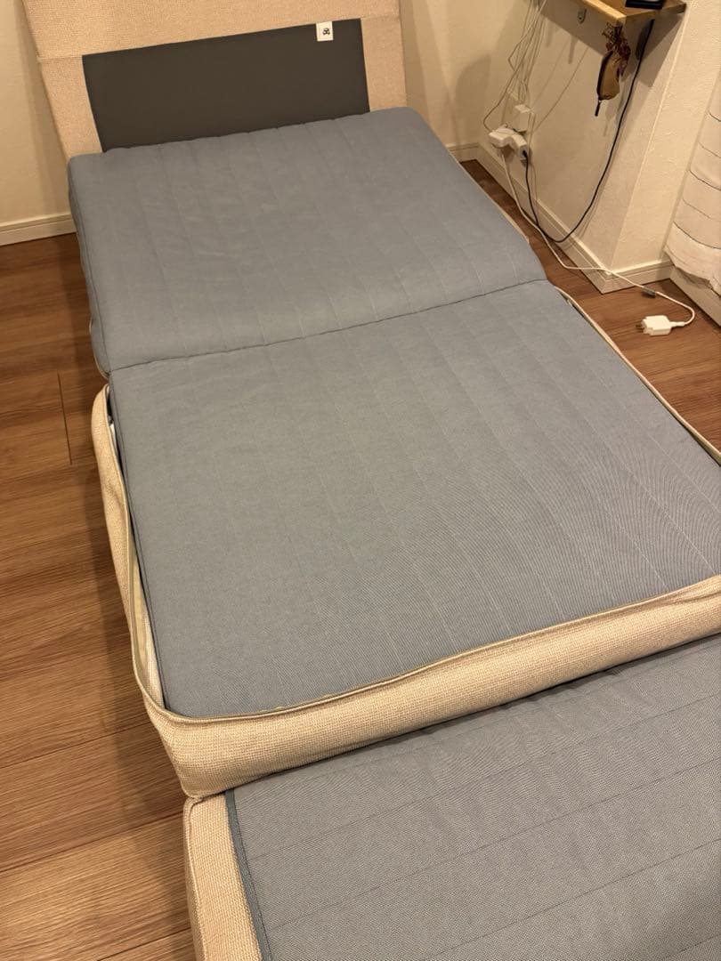 KIVIK シーヴィク 1人掛けソファベッド, トレースンド ライトベージュ