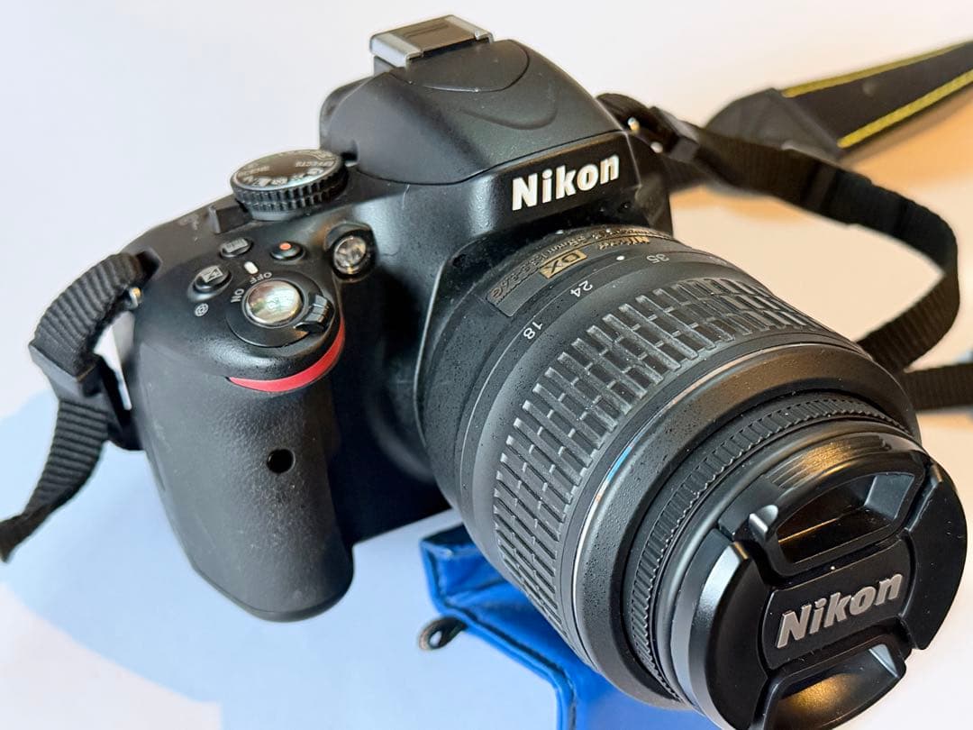 デジタルカメラ NIKON D5100