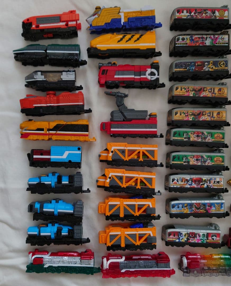 【トッキュウジャー】戦隊ヒーロー トレインフィギュアセット　バンダイ