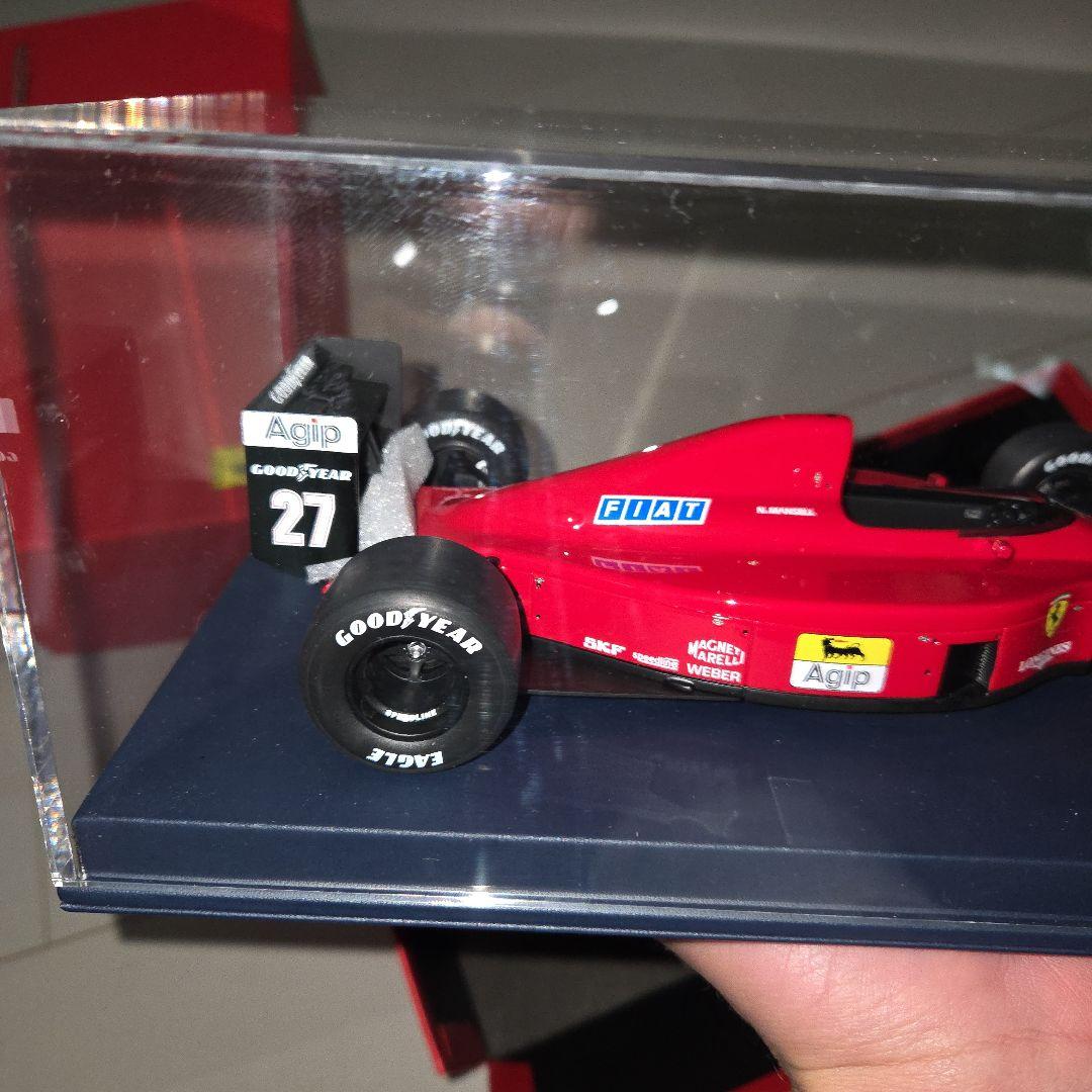 ルックスマート　フェラーリ１／１８　１９８９年　ハンガリーＧＰ