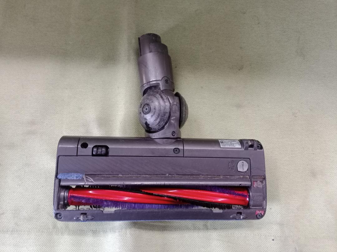 都《RPWHW》ダイソン　クリーナーヘッドローラー　　掃除機　DC62