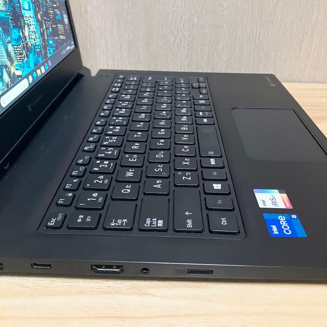 第11世代！ 極美品！dynabook S73/HS メモリ16GB i5