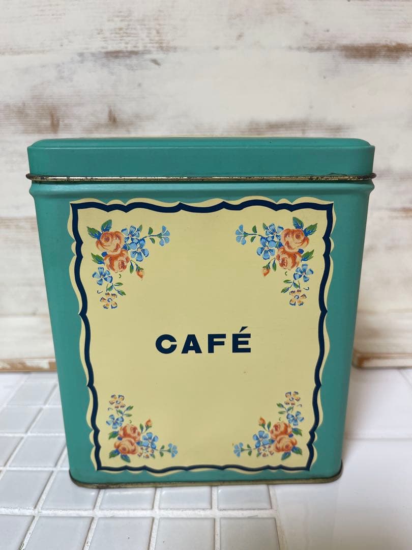 ティアラ　ティン缶　ショコラムニエ　4個セット