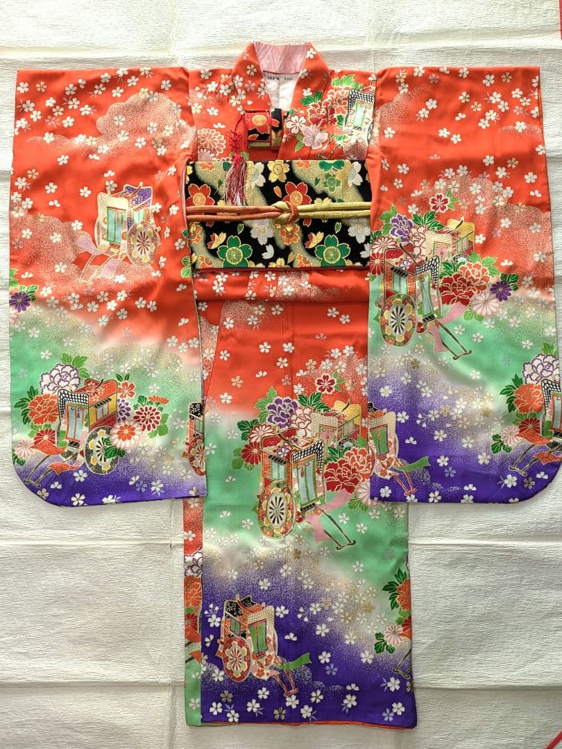 7歳　正絹朱桜御所車　七五三　お着物・作り帯・筥迫セット