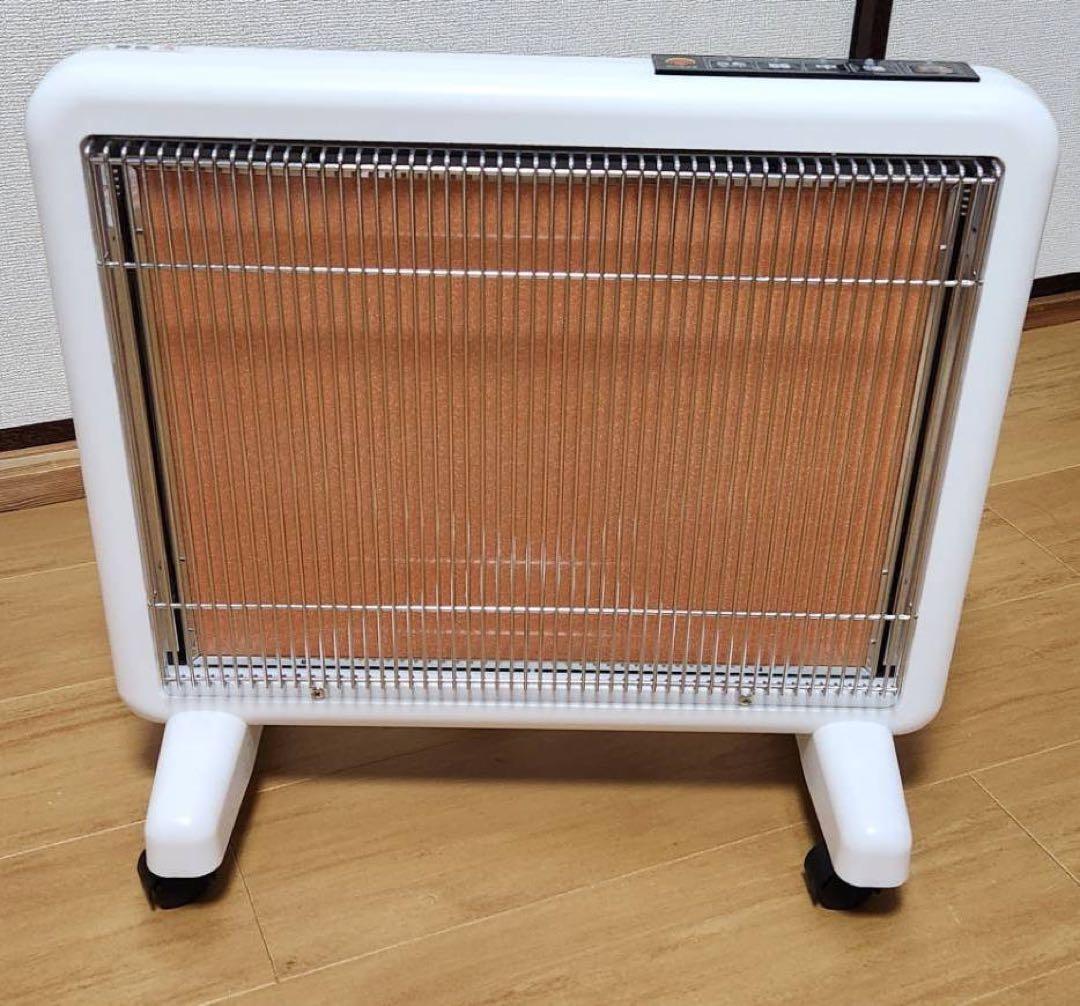 (美品)日本遠赤外線株式会社 サンルミエ エクセラ7 N700L-GR ホワイト