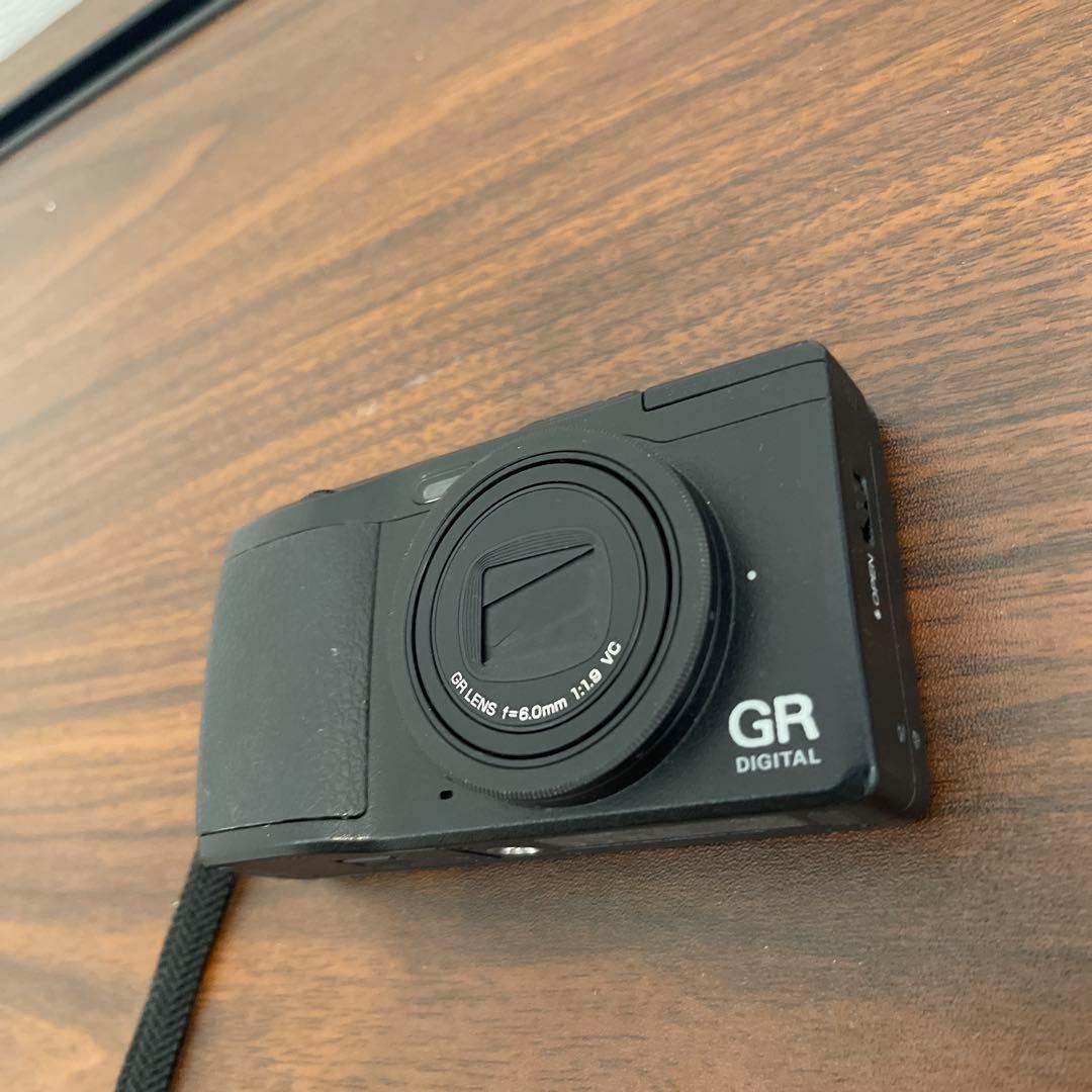 3817 RICOH GR DIGITAL IV デジカメ