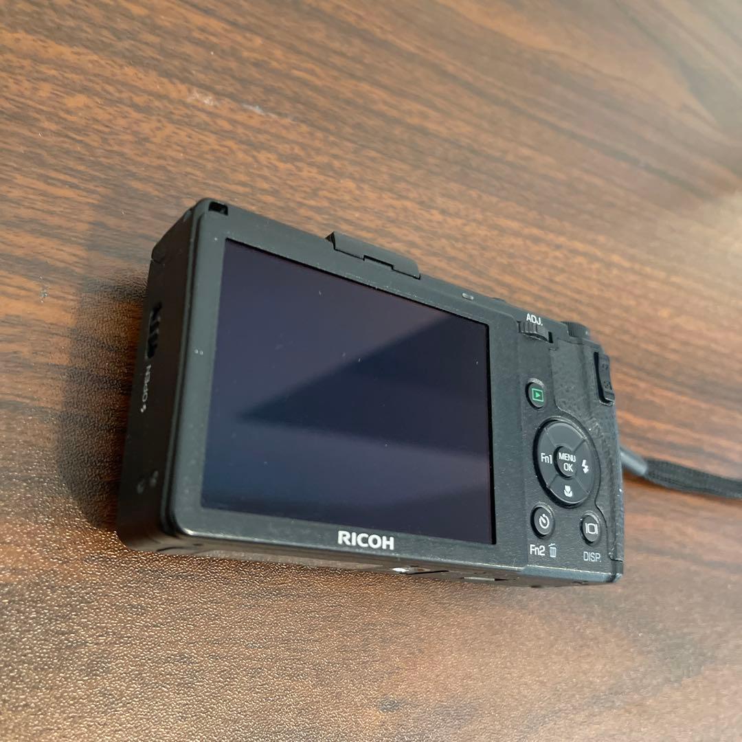 3817 RICOH GR DIGITAL IV デジカメ