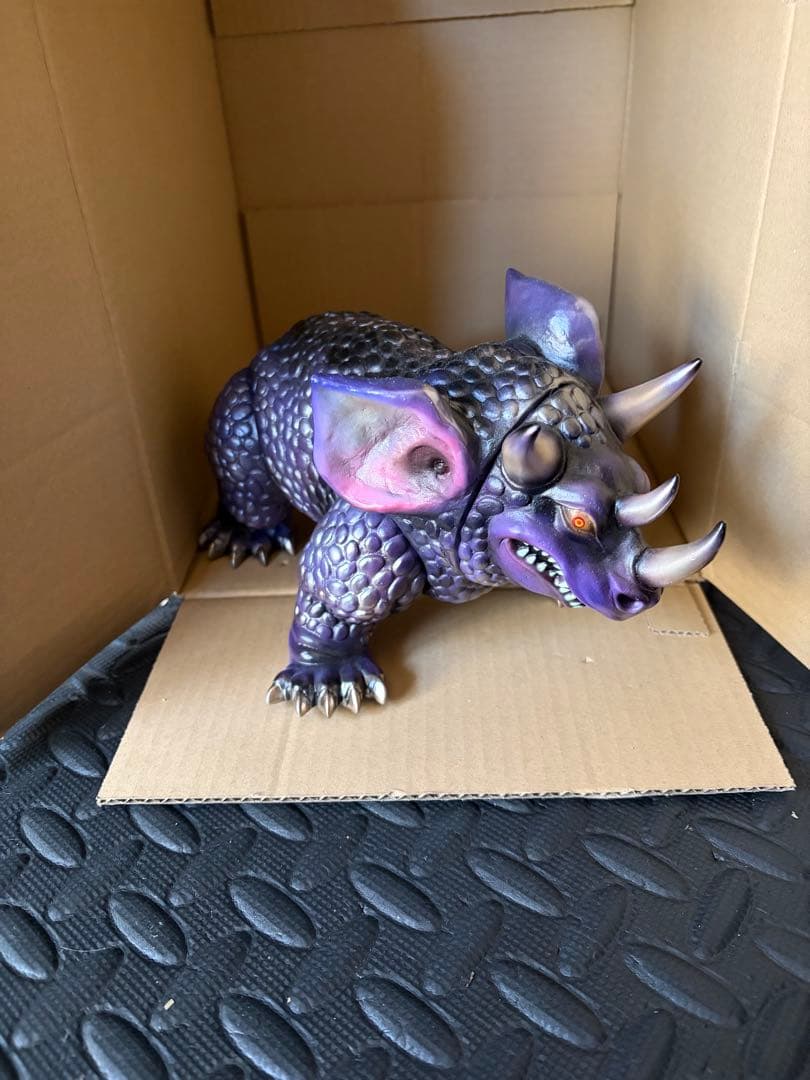 シカルナ工房 シベリアの鉄獣