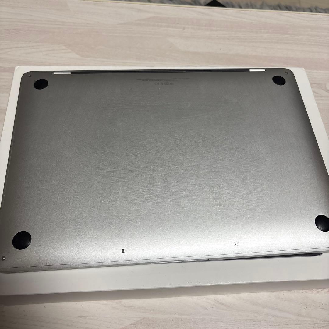 MacBook Pro シルバー 本体 箱付き