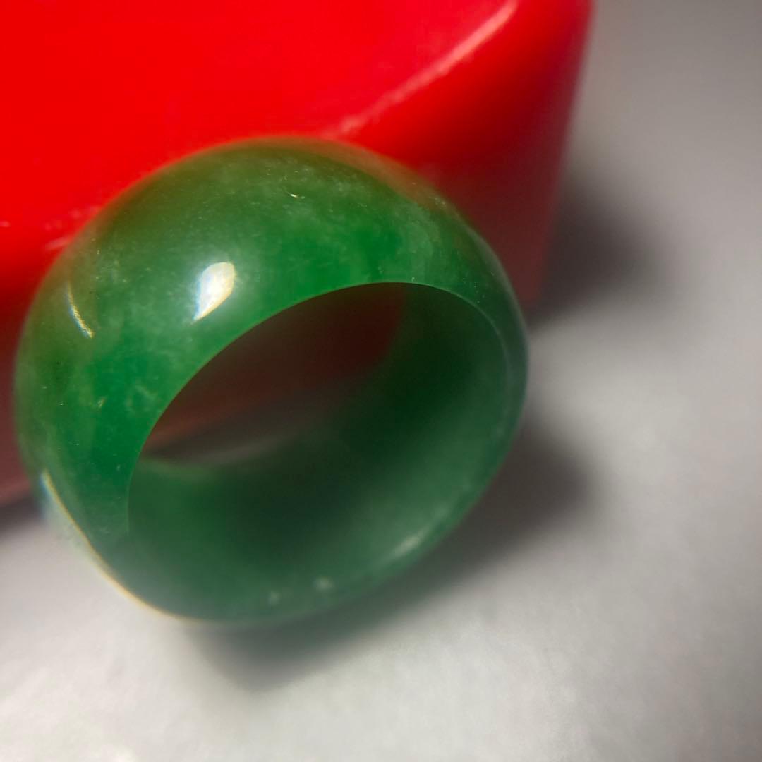 ( ´ ▽ ` )ミャンマー(カチン)ヒスイの様な綺麗なカワセミ色の太めのリング