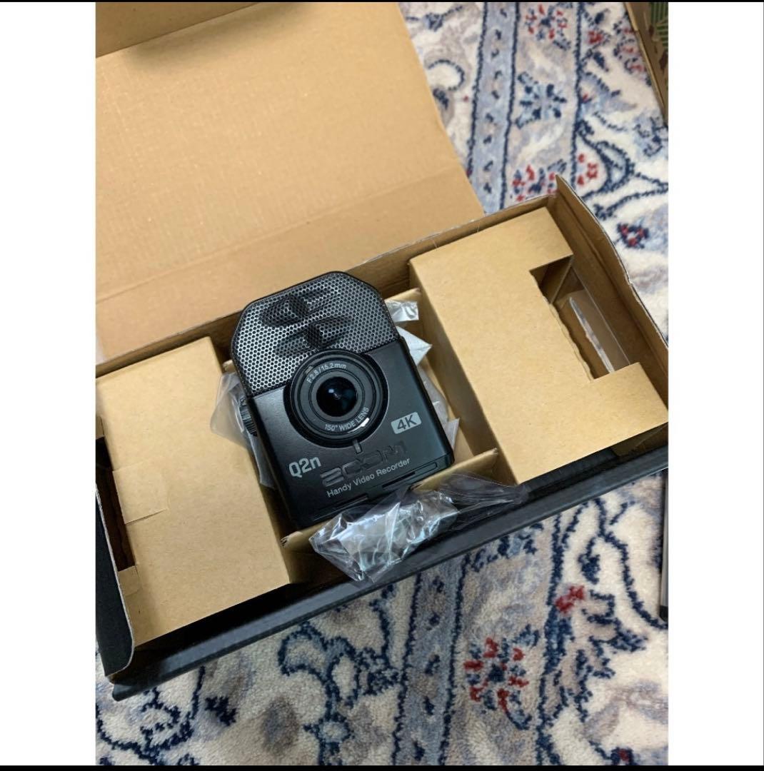 ZOOM Q2n-4k ➕ソフトシュルケースSCU-20 ➕ミニ三脚