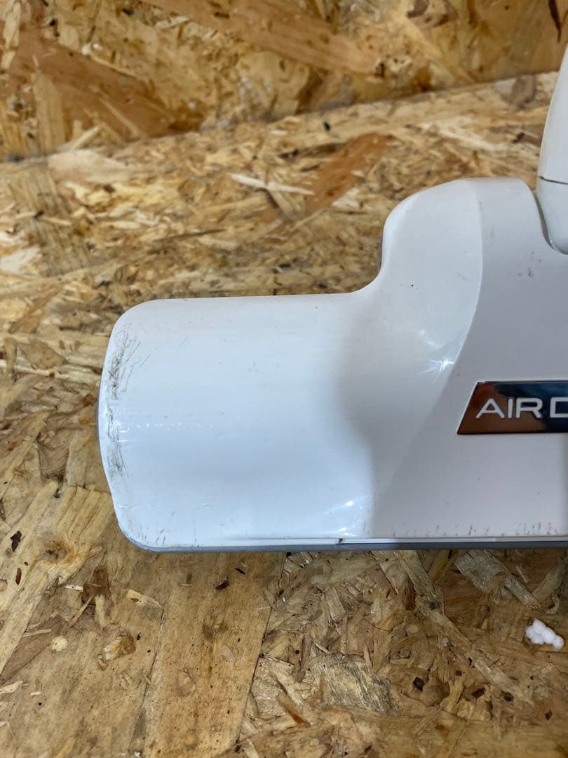 2022年製 パナソニック　紙パック式掃除機　1109051030