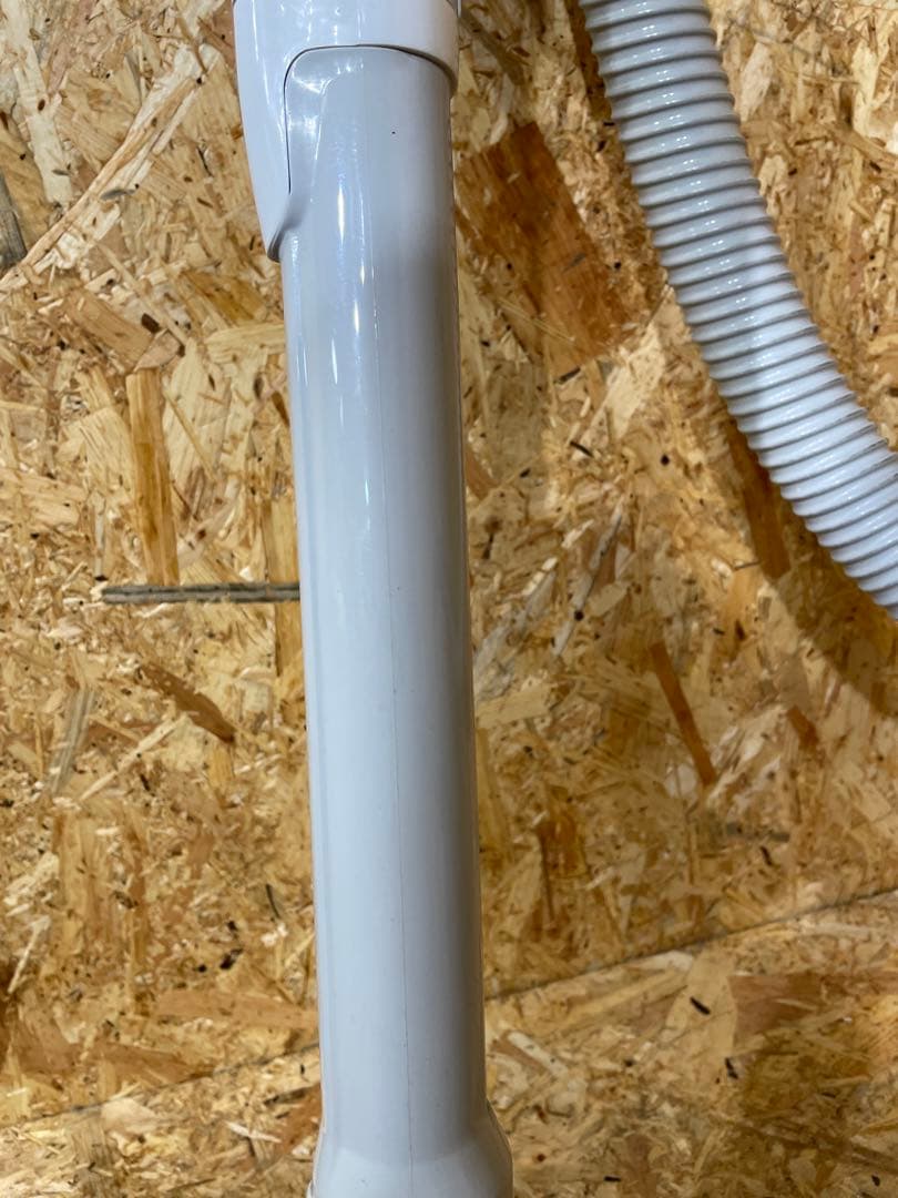 2022年製 パナソニック　紙パック式掃除機　1109051030