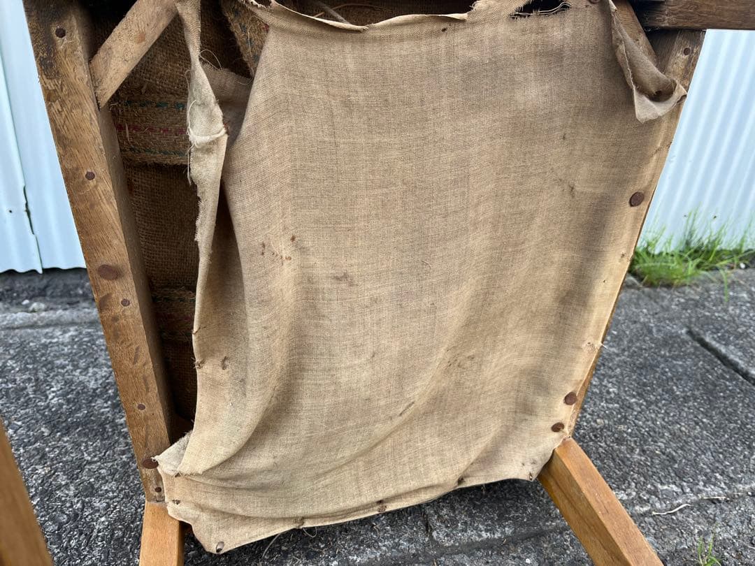 【アンティーク】②古い木製の椅子 リベット打ち ダイニングチェア 昭和レトロ