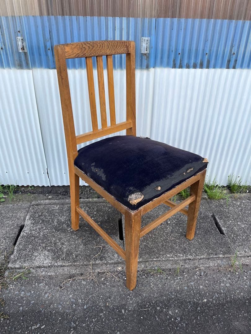 【アンティーク】②古い木製の椅子 リベット打ち ダイニングチェア 昭和レトロ