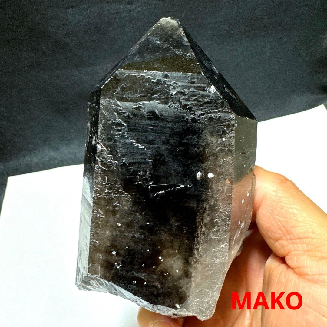 M1962☆黒水晶(モリオン)六角柱588g☆天然石　原石