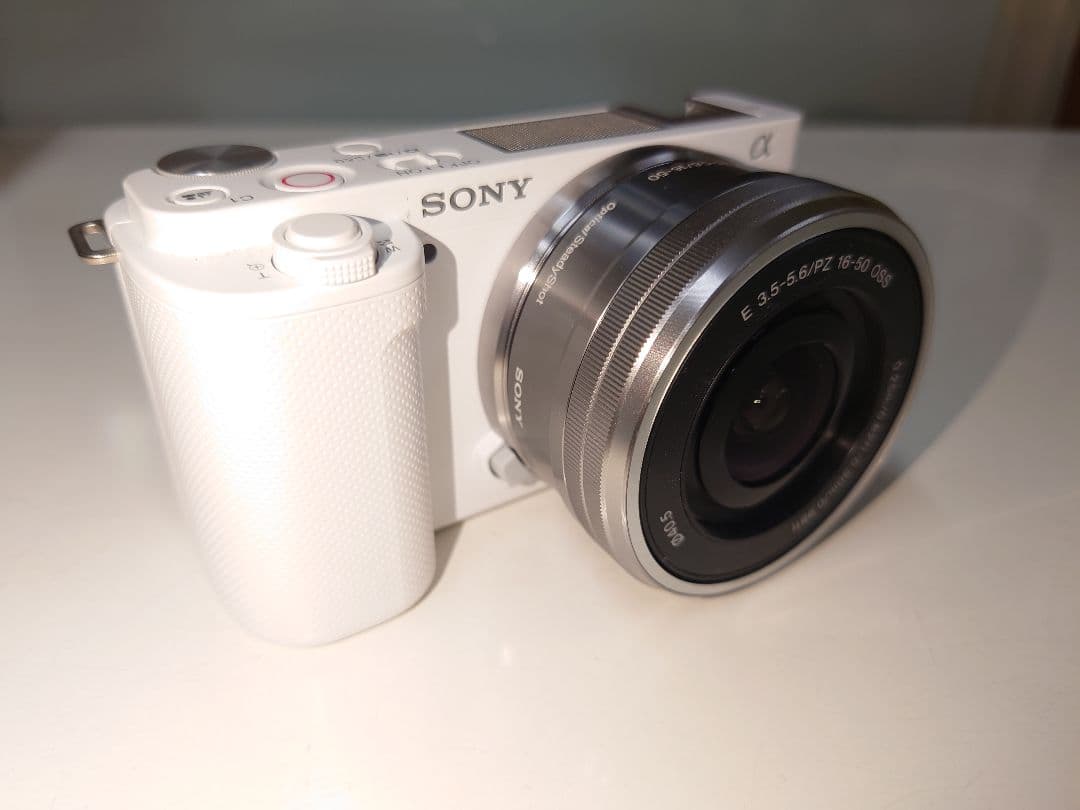 SONY αミラーレスカメラ ZV-E10 ホワイト 16-50mm