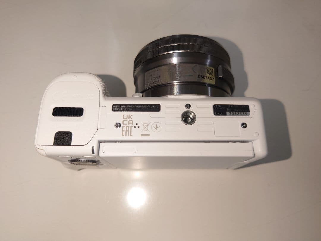 SONY αミラーレスカメラ ZV-E10 ホワイト 16-50mm