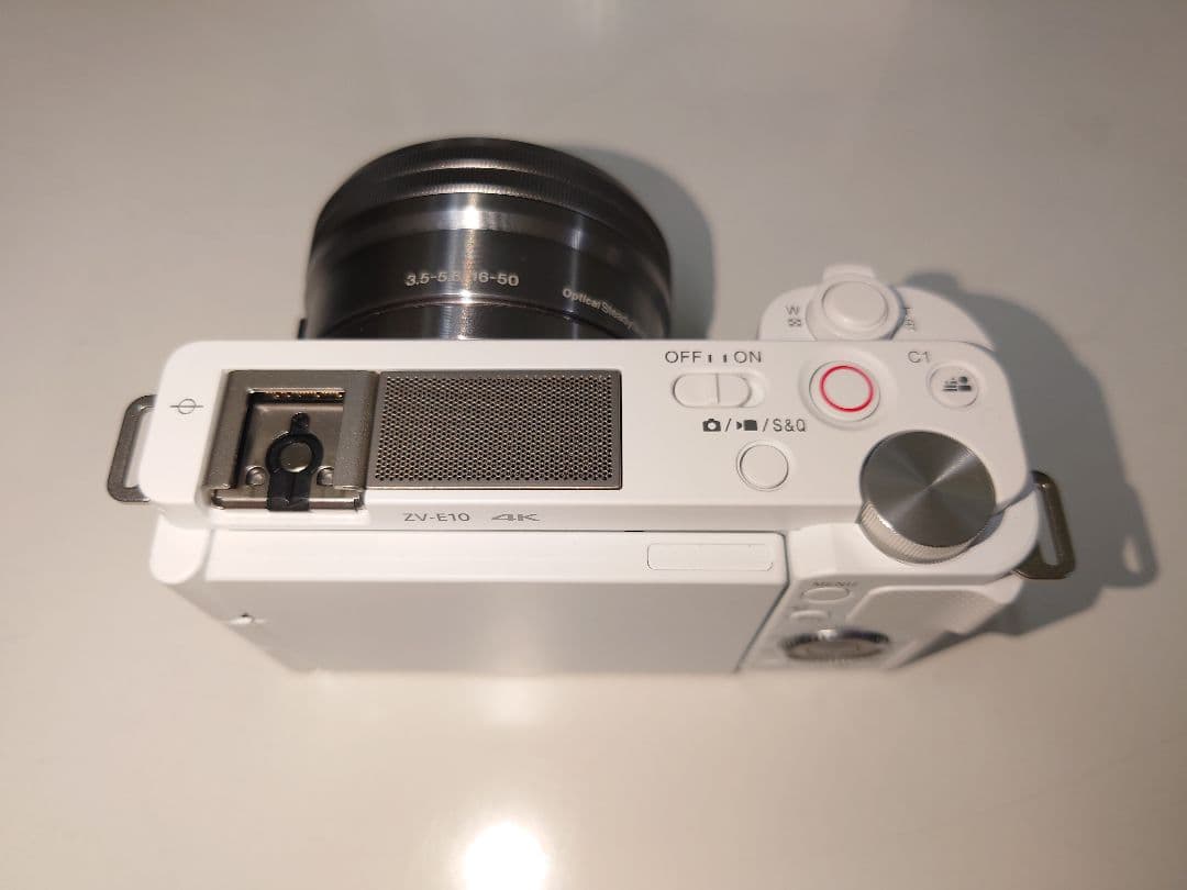 SONY αミラーレスカメラ ZV-E10 ホワイト 16-50mm