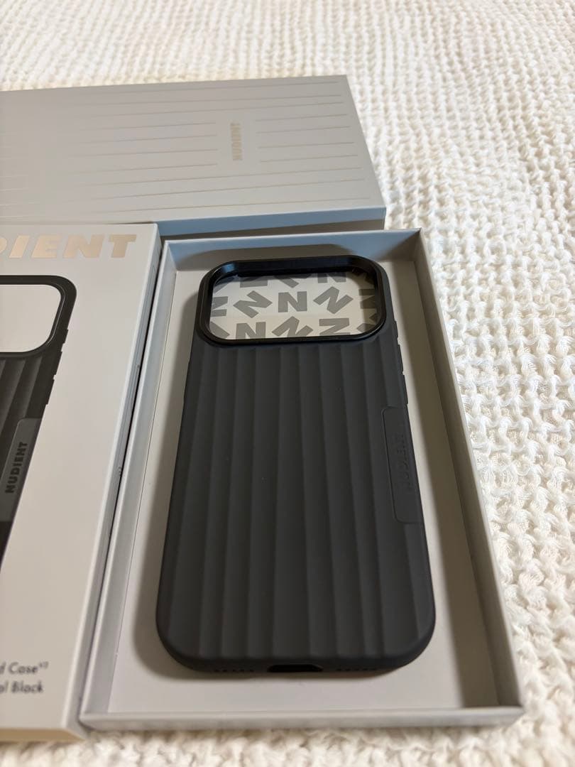 NUDIENT iPhone17Pro ケース カバー ブラック
