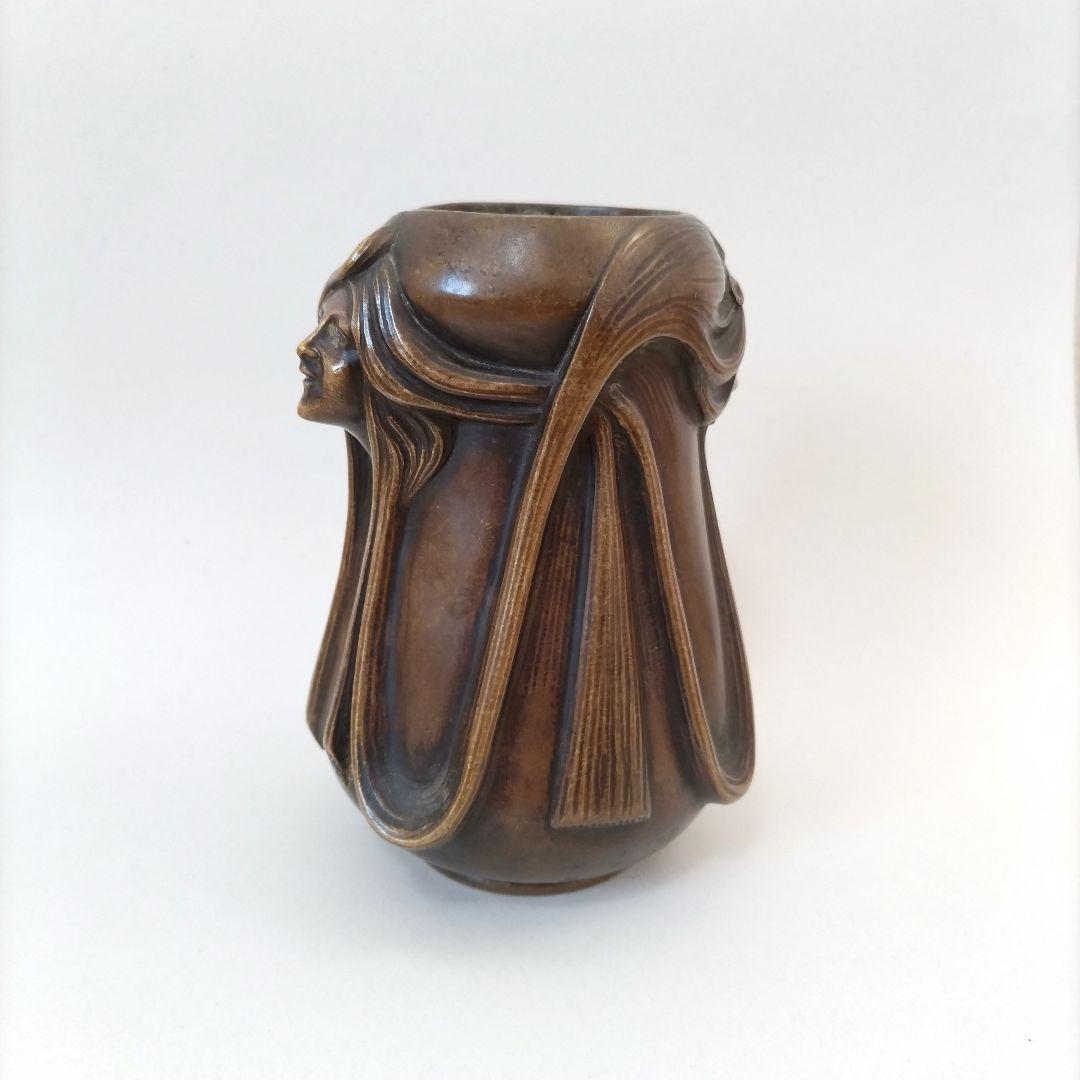 【匿名配送】アール・ヌーヴォー 女性像 花器