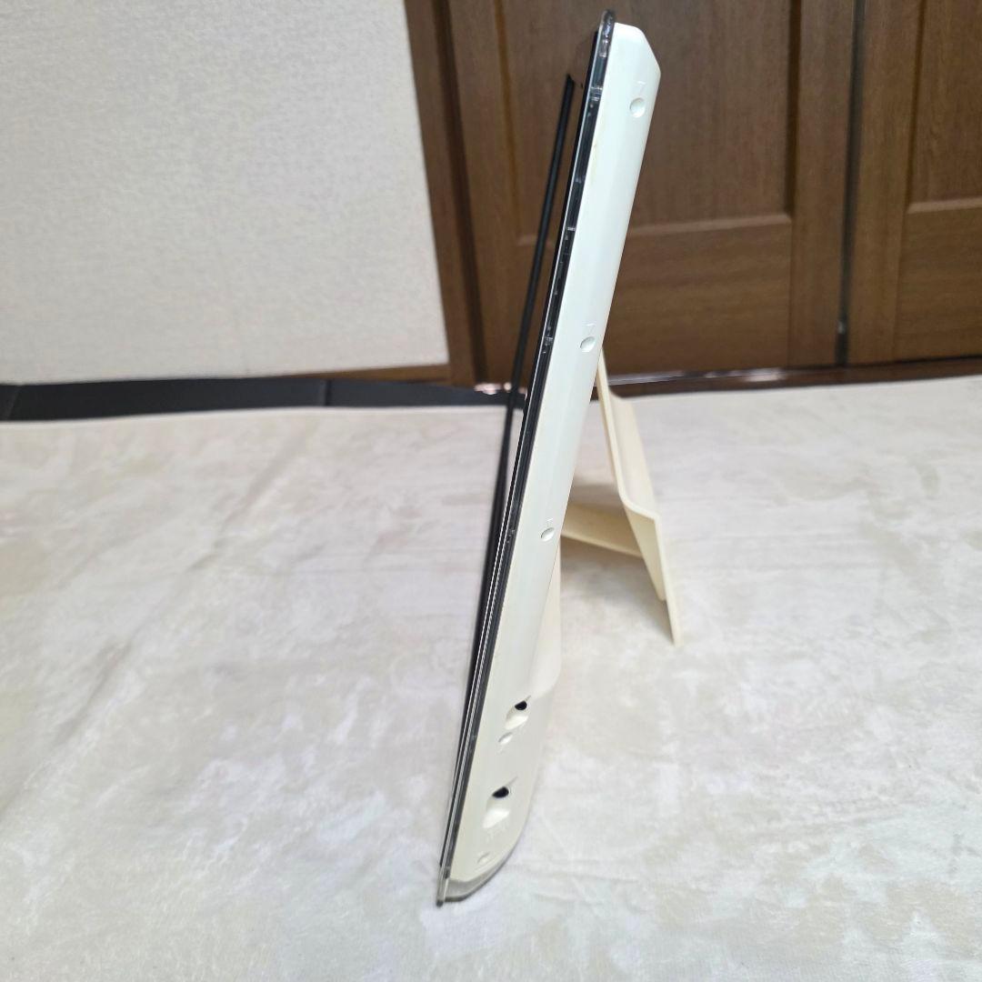 599【Panasonic】ポータブル液晶テレビ(ビエラ　24型)24F6D