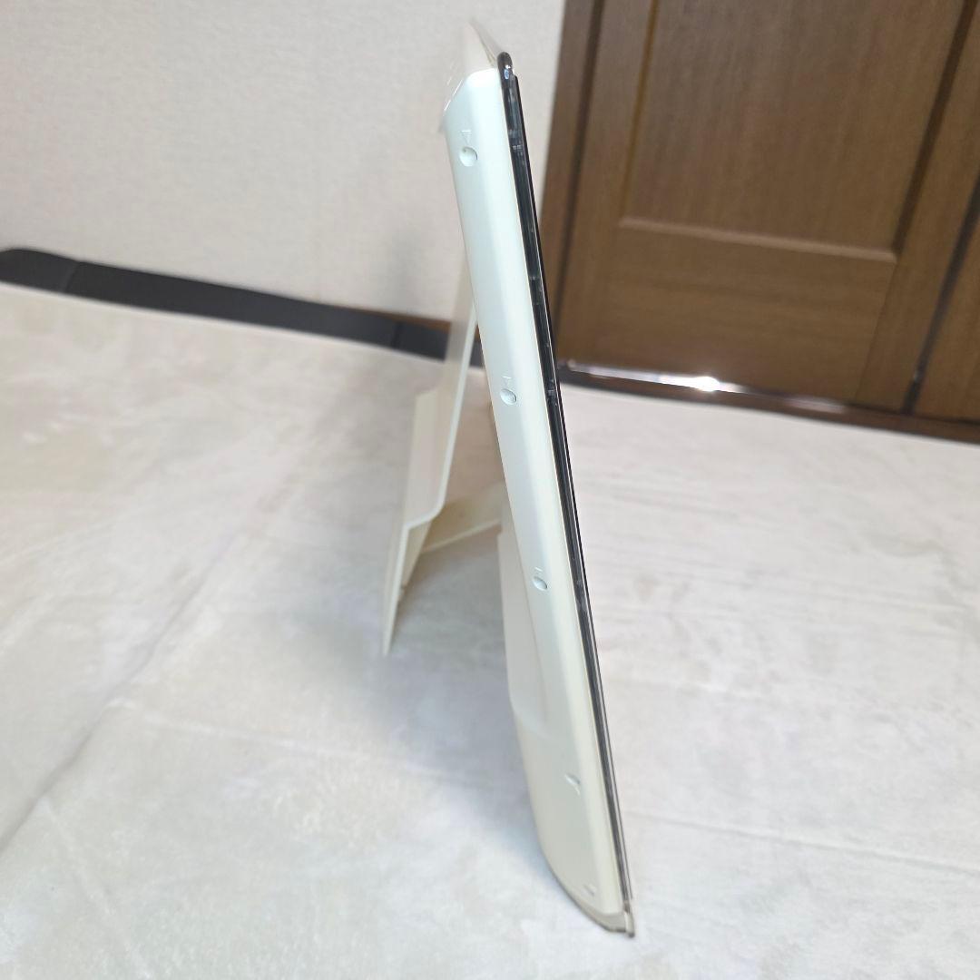 599【Panasonic】ポータブル液晶テレビ(ビエラ　24型)24F6D