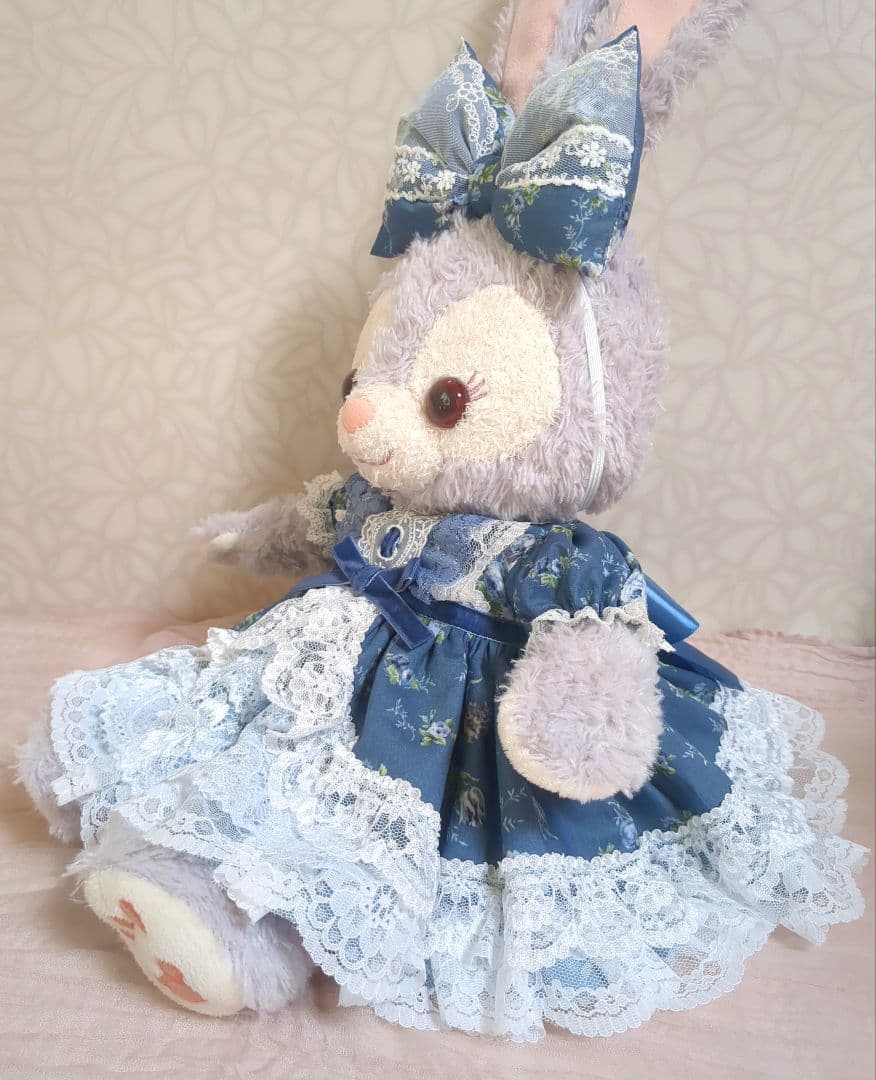 【オックスフォードブルーの花柄レースドレス】