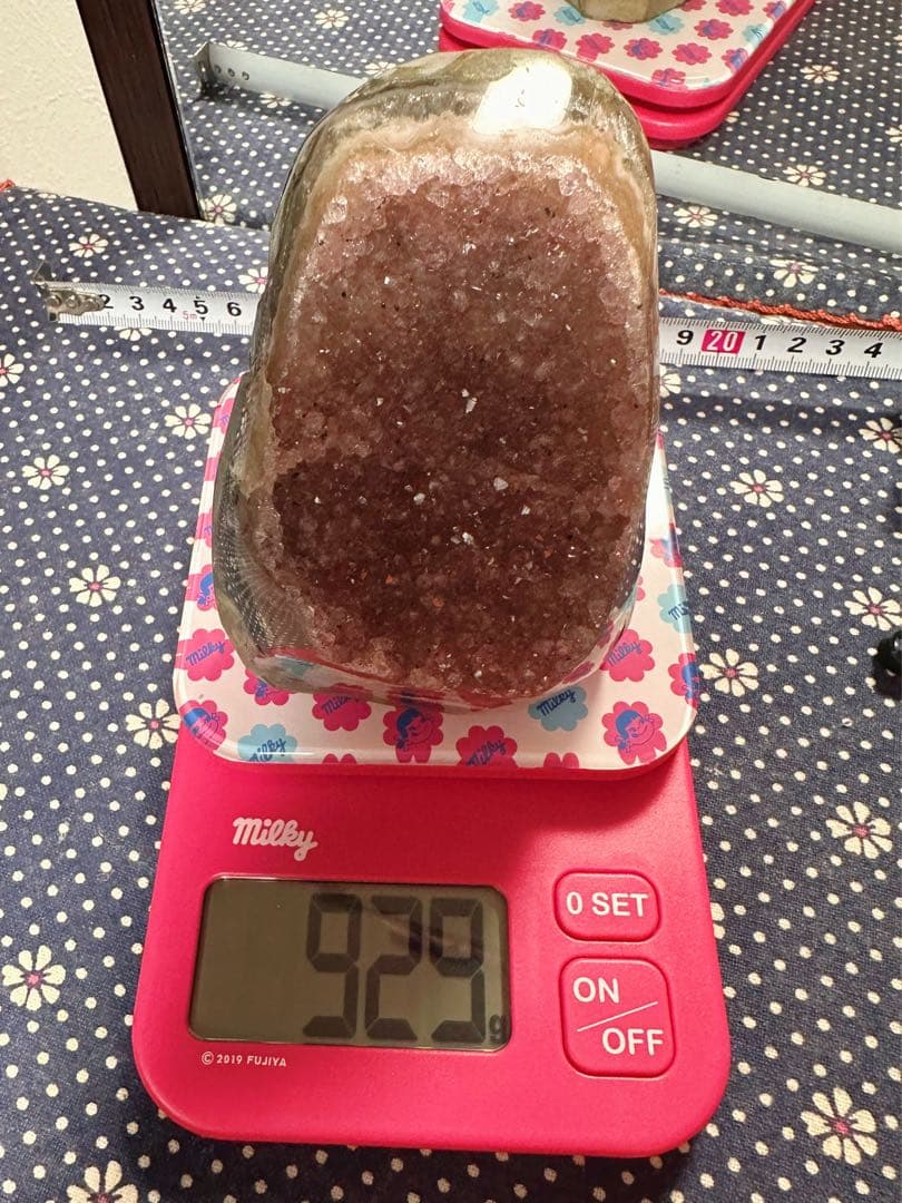 超可愛い　ウルグアイ産アメジストクラスター ピンク色天然石　原石