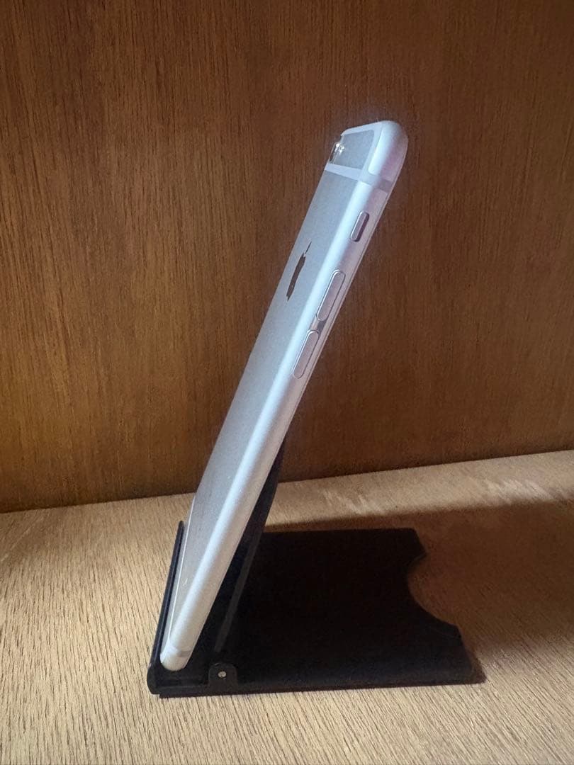 スマートフォン本体 iPhone6 .