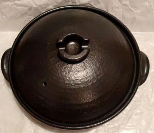 サンエフ健康陶器 土鍋 蒸し板付き 超耐熱 土鍋くん 中8号 黒系 新品