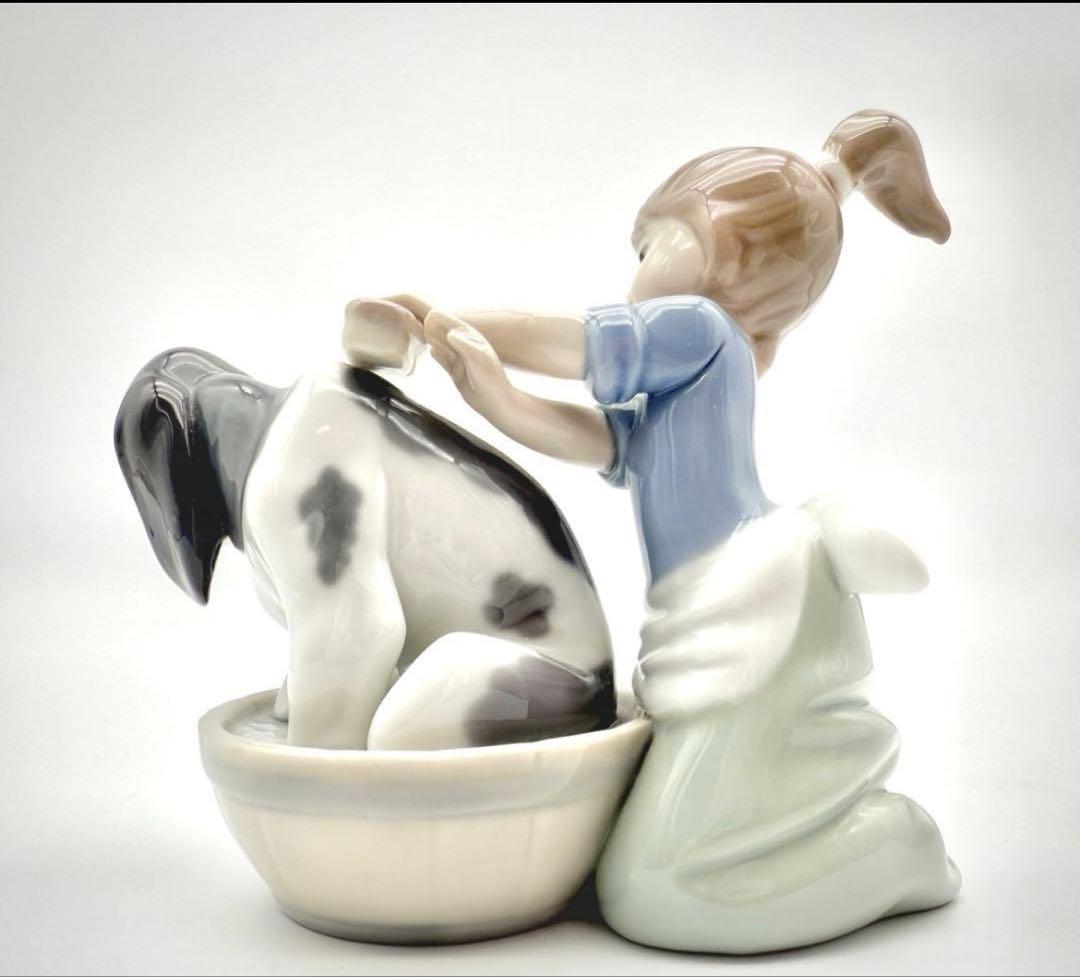 リヤドロ　LLADRO きれいにしましょうね　5455 美品