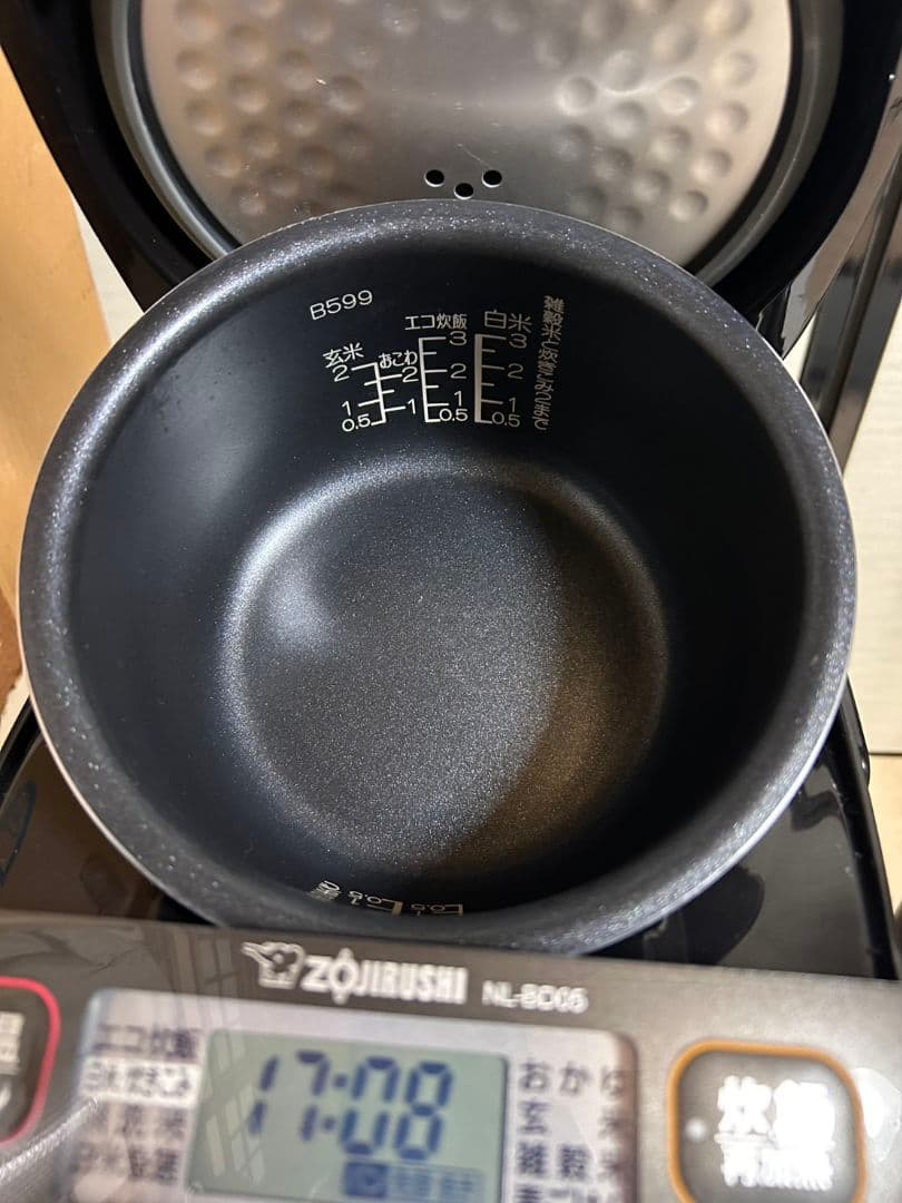 b*e様 象印 炊飯器 3合炊き 2022年製