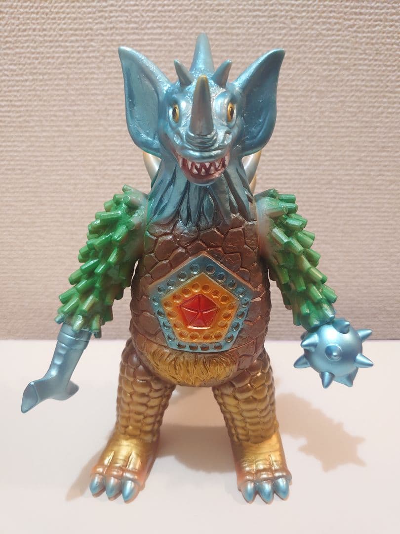 ブルマァク復刻　タイラント　ウルトラマンタロウ　 怪獣　ソフビ　フィギュア