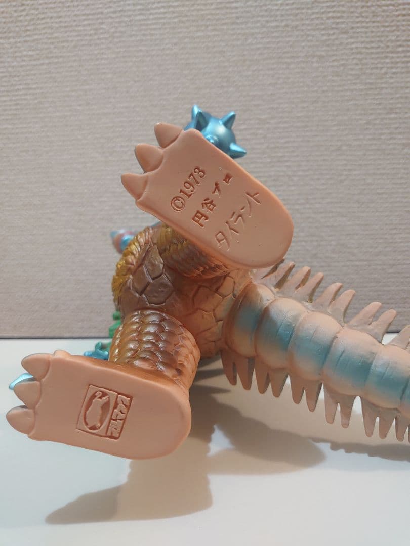 ブルマァク復刻　タイラント　ウルトラマンタロウ　 怪獣　ソフビ　フィギュア