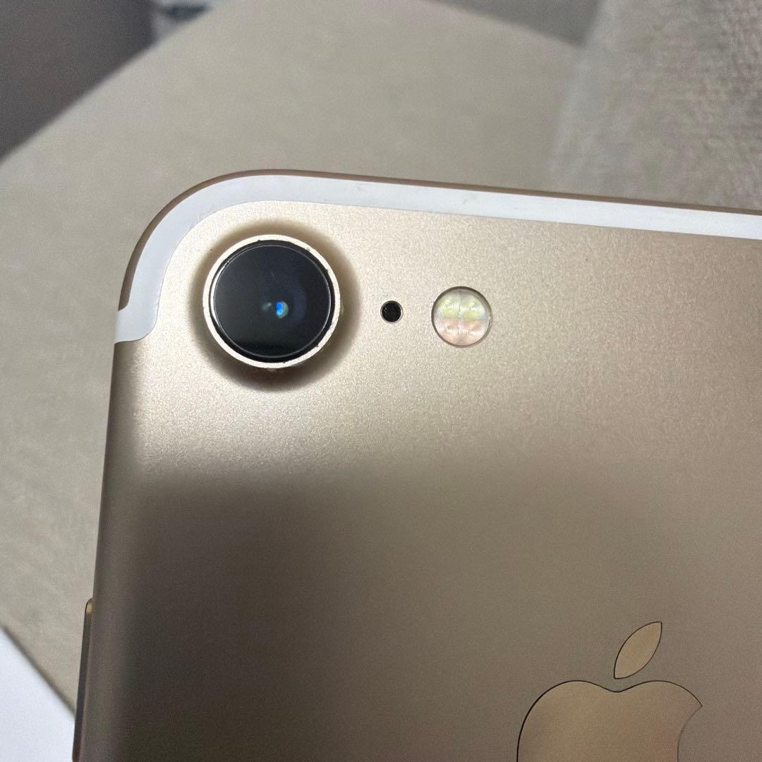 Apple iPhone 7 ゴールド simフリー バッテリー81% 箱つき