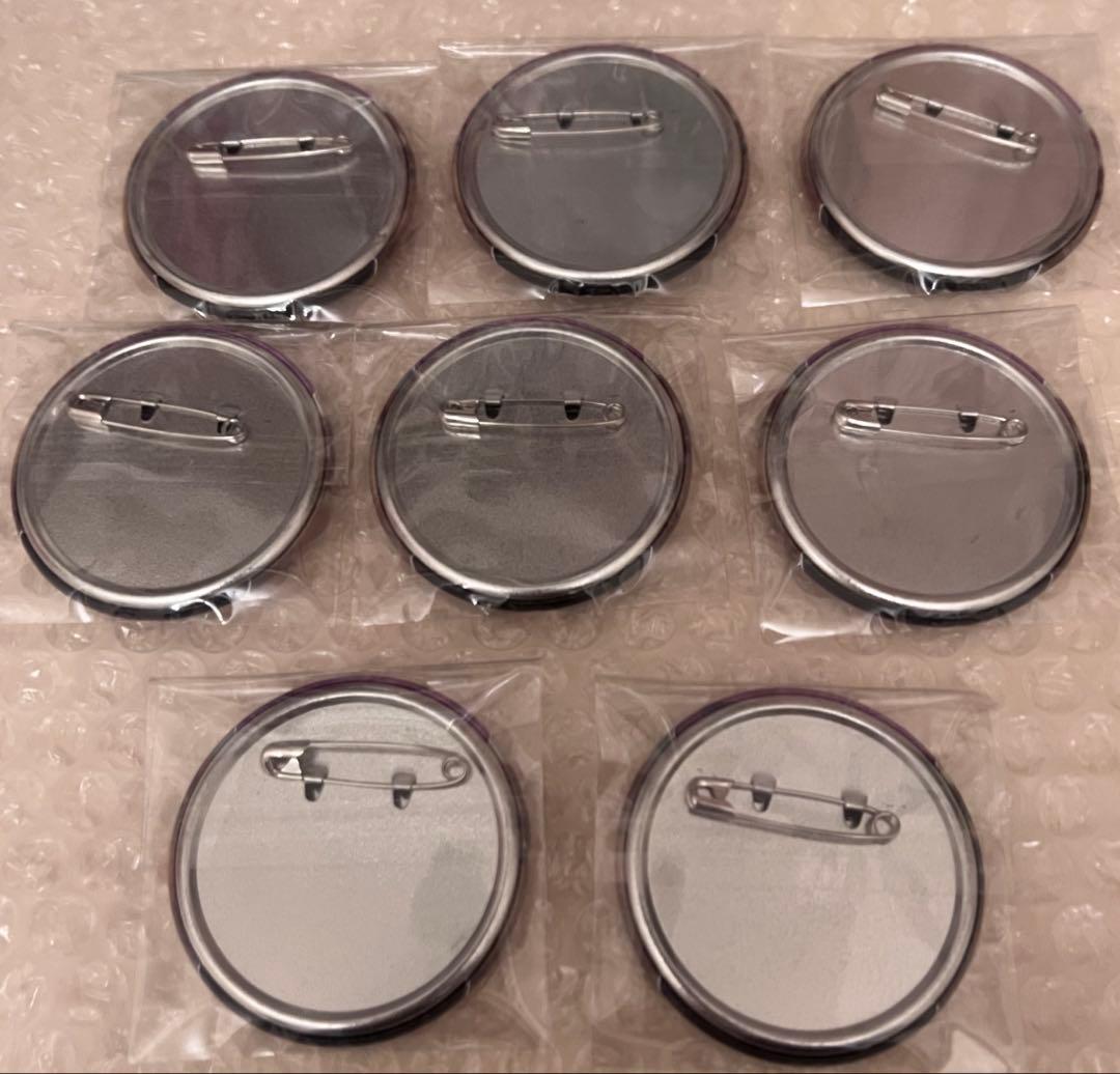 進撃の巨人 アニ AMNIBUS 缶バッジ 8点