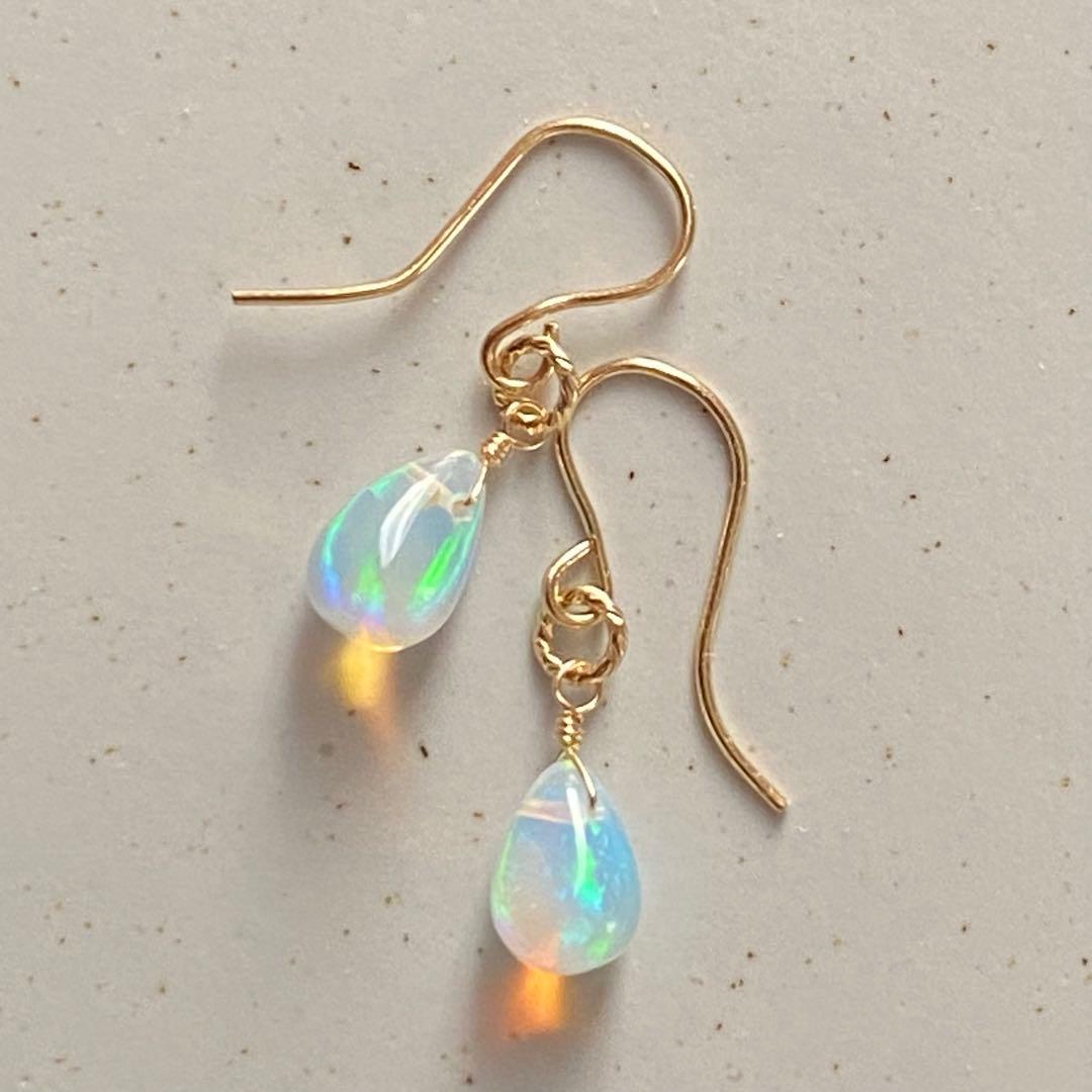 【専用です】エチオピア産プレシャスオパール✴︎14kgf一粒ピアスP269他