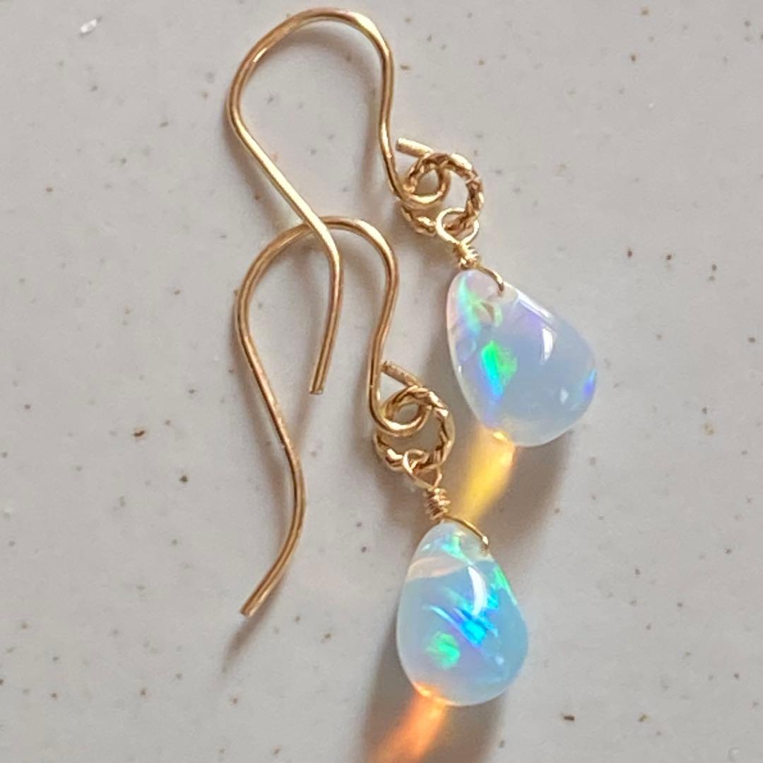 【専用です】エチオピア産プレシャスオパール✴︎14kgf一粒ピアスP269他